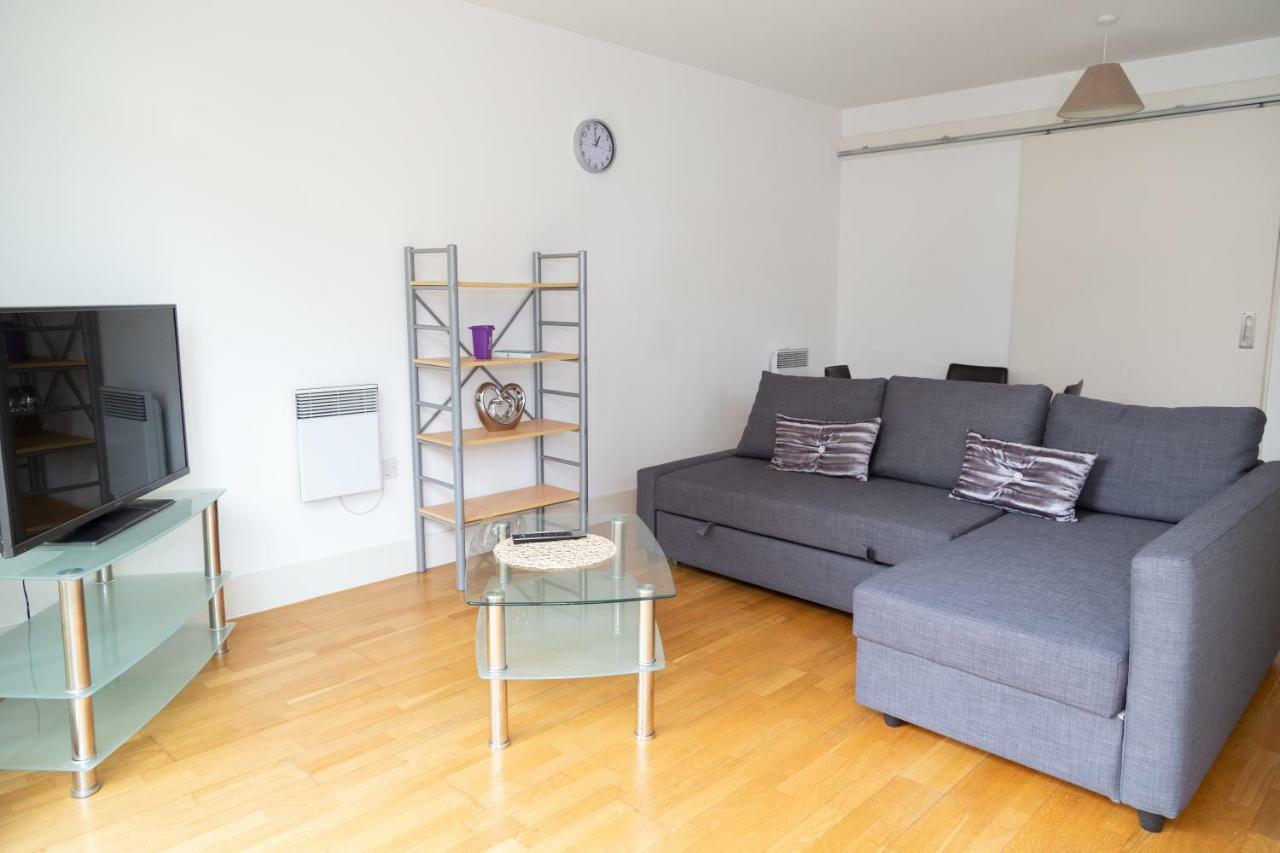 Serviced Apartment In Liverpool City Centre - Free Parking - Balcony - By Happy Days Exteriér fotografie